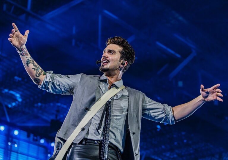 “Registro Histórico Parte 01” de Luan Santana atinge números estratosféricos nos streamings, em apenas 4 dias de lançamento