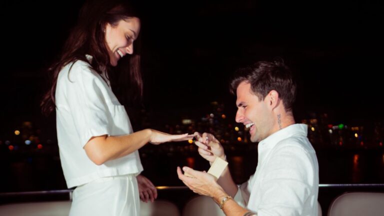 Rezende anuncia noivado durante viagem aos Estados Unidos